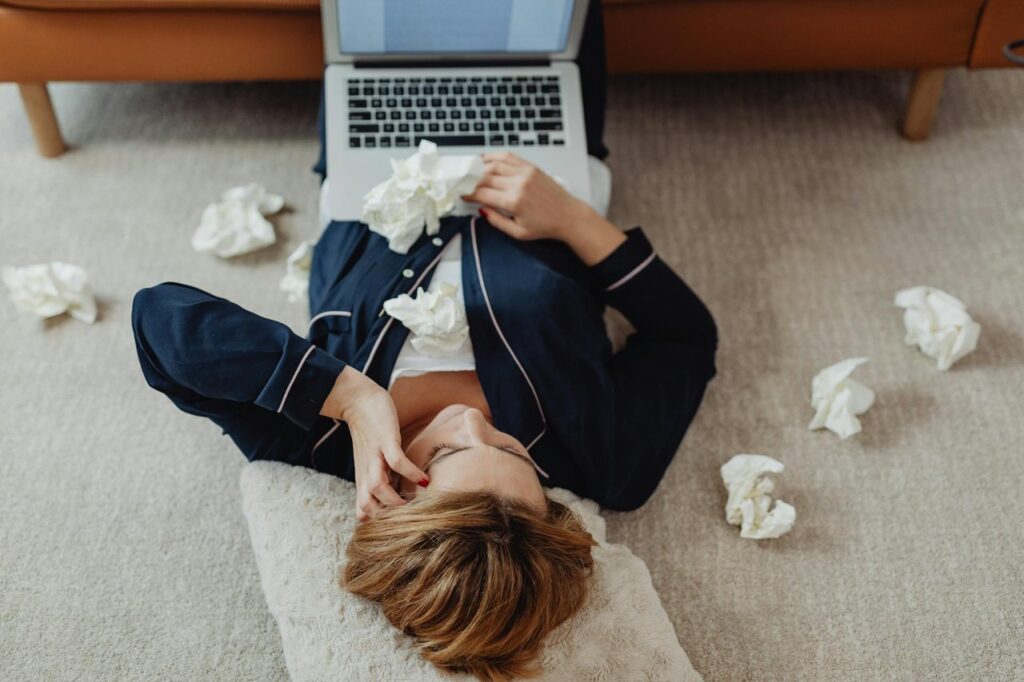 Eudaimonic.at--Kosten-fehlender-Grenzen (12) Grenzen setzen lernen, Führung, Führungskraft, Selbstführung, Erschöpfung, emotionale Erschöpfung, chronische Erschöpfung, Perfektionismus, Überforderung, Burnout, Präsentismus, Stress, Stressmanagement, Resilienz, Resilienzforschung, Positive Psychologie, PERMA-Modell, Sinn, Sinnorientierung, Purpose, Stärken, Stärkenorientierung, VIA-Stärken, Coaching, systemisches Coaching, psychische Gesundheit, mentale Gesundheit, Führungskultur, Arbeitswelt, moderne Führung, toxische Arbeitskultur, Selbstzweifel, Unsicherheit, Überlastung, Work-Life-Balance, Erreichbarkeit, digitale Ruhezeiten, Grenzen setzen, Nein sagen, innere Antreiber, unbewusste Muster, kollektiver Druck, Einsamkeit, Einsamkeit an der Spitze, Teamführung, Mitarbeiterführung, gesunde Führung, gesunde Selbstführung, Selbstwirksamkeit, Klarheit, Motivation, Engagement, psychologisches Wohlbefinden, emotionale Intelligenz, Belastbarkeit, mentale Stärke, Vertrauen, Sicherheit, Präsenz, Coachingprozess, Führungskräfteentwicklung, Arbeitszufriedenheit, Feedbackkultur, Kommunikation, Wertschätzung, Selbstreflexion, Achtsamkeit, Arbeitszeit, Führung im Wandel, Change Management, Rollenklärung, Selbstkenntnis, Selbstbewusstsein, Selbsterkenntnis, persönliche Entwicklung, Regeneration, Entlastung, innere Klarheit, Handlungsspielraum, Delegation, Priorisierung, Entscheidungsfreiheit, gesundes Arbeitsumfeld, Selbstverantwortung, Selbstschutz, Selbstachtung, innere Stärke, Rollenkonflikt, Erwartungsdruck, Glaubenssätze, Führungsethik, gesunde Organisation, Unternehmenskultur, Leitbild, Führung mit Sinn, Leadership, Leadership Coaching, Transformation, Transformation Leadership, psychische Belastung, emotionale Last, Verantwortung, Vorbildfunktion, Führungsqualität, Führungsverständnis, Mitarbeiterbindung, Mitarbeitergesundheit, Teammotivation, Teamresilienz, psychische Sicherheit, Anerkennung, Wertschöpfung, Selbstbild, Führungsrolle, Projektmanagement, Projektleitung, Erreichbarkeitskultur, Grenzen, Selbstschutzmechanismen, psychischer Druck, Erschöpfungssymptome, Schlafstörungen, Angstzustände, Zynismus, Isolation, soziale Isolation, Offenheit, emotionale Offenheit, Authentizität, Präsenz zeigen, inneres Gleichgewicht, Leistungsdruck, Leistungsgesellschaft, Coachingansatz, Unterstützung, Reflexion, berufliche Identität, Führung mit Haltung, integrative Führung, stressreduzierende Maßnahmen, Arbeit mit Sinn, Coachingmethoden, Mitarbeitergespräche, Feedbackgespräche, Teamklima, Psychosoziale Gesundheit, Selbstentwicklung, inneres Narrativ, Mitarbeitermotivation, Führungsverantwortung, Kraftquellen, Ressourcenorientierung, psychologische Sicherheit, emotionale Stabilität, stärkenbasiert, Stressbewältigung, Grenzen erkennen, Führungspraxis, mentale Erschöpfung, Führungstraining, Führungsalltag, Leistungsgrenzen, nachhaltige Führung, transformative Führung, emotionale Belastung, gesund führen, Teamgesundheit, Arbeitsfreude, Arbeitsmotivation, Führungspersönlichkeit, persönliche Resilienz, Beziehungskompetenz, Stresssignale, Energiequellen, Werteorientierung, Arbeitsethik, Rollenverständnis, Rollenklarheit, psychosoziale Risiken, Führungsverhalten, Unternehmensklima, Arbeitsdruck, Lebensqualität, Zeitmanagement, Prioritäten, Entscheidungskompetenz, innerer Kompass, Selbstfürsorge, gesunde Teams, Führungskompetenz, Führungscoaching, Coachingbeziehung, emotionale Nähe, Führungsethik, Mitarbeiterorientierung, bewusste Führung, emotionale Führung, Teamverantwortung, Vorbildwirkung, Führungskräfte-Coaching, emotionale Selbstregulation, organisationales Lernen, Selbststeuerung, empathische Führung, Verbindung, psychische Stabilität, persönliche Ressourcen, psychische Belastungen, gesundheitsfördernde Führung.